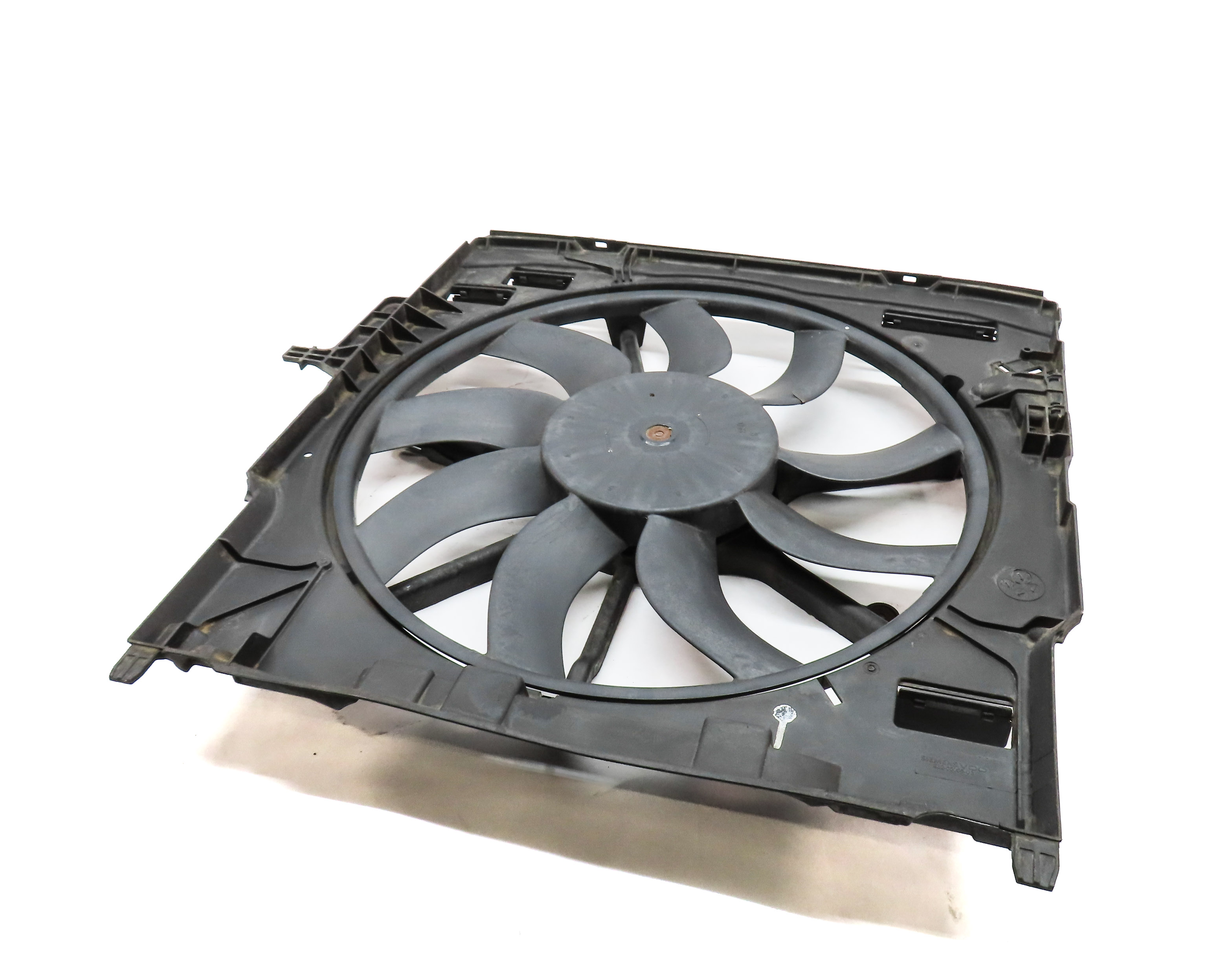 2009-2014 BMW X5 X6 (E70 E71) 3.0L N55 TURBO / 3.0L DIESEL COOLING FAN 850 WATT — exact item pictured